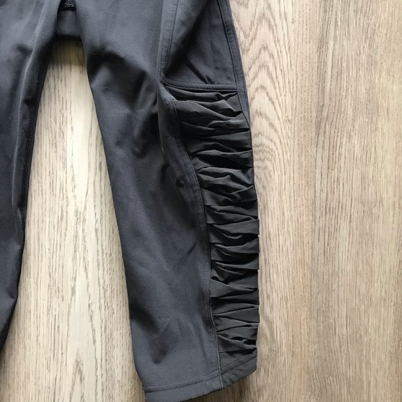 Lululemon Mesh Panel Crop Leggings Align - Picture 2 of 9